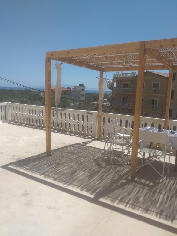 Hotel Vogklis House à Qeparo Extérieur photo