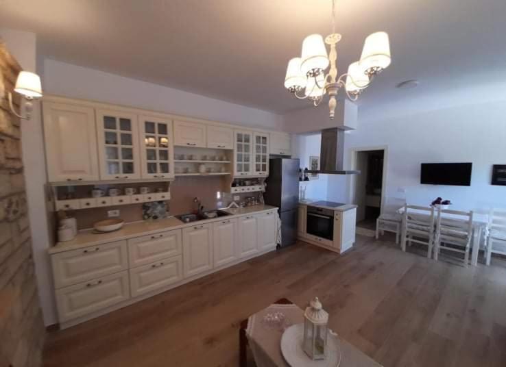 Hotel Vogklis House à Qeparo Extérieur photo